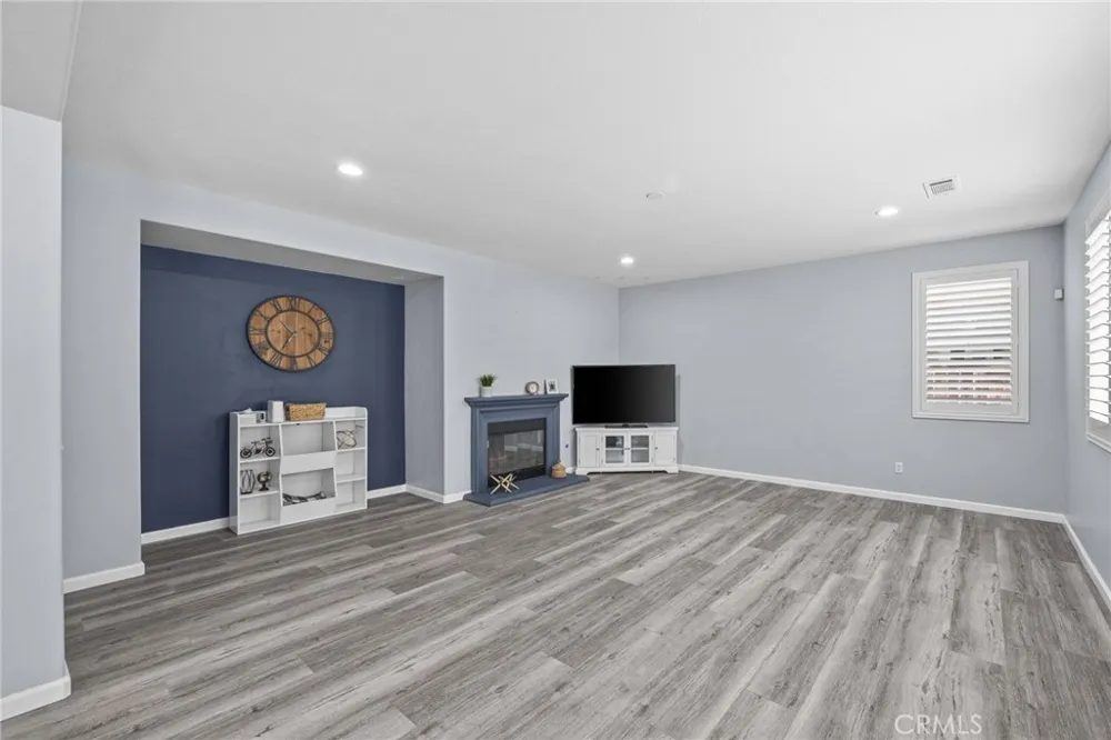 11056 Caraway Corona, CA 92883