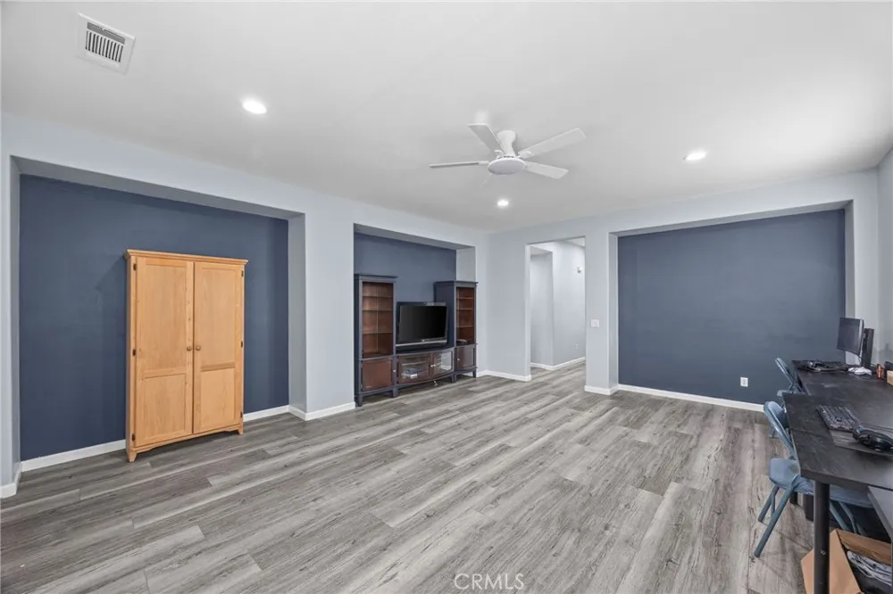 11056 Caraway Corona, CA 92883