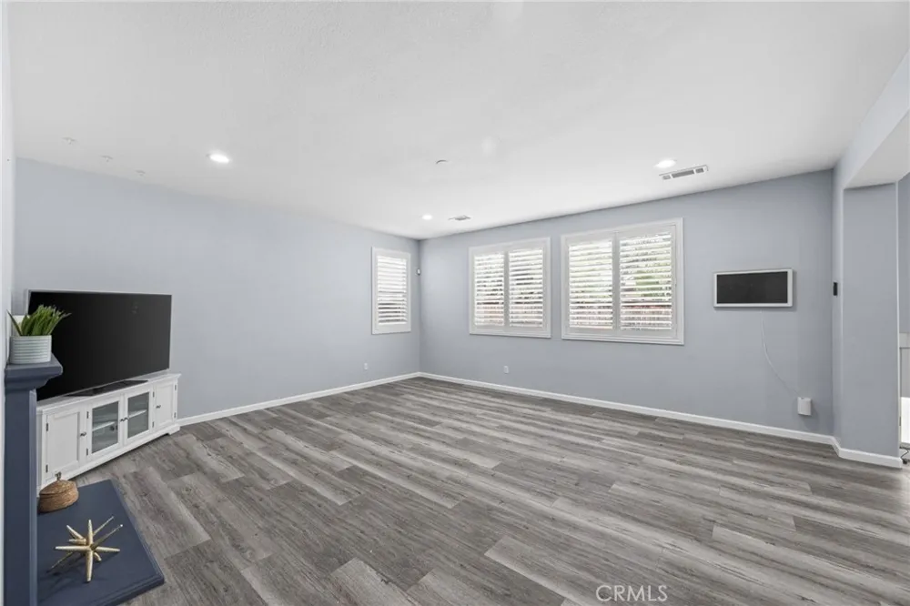 11056 Caraway Corona, CA 92883