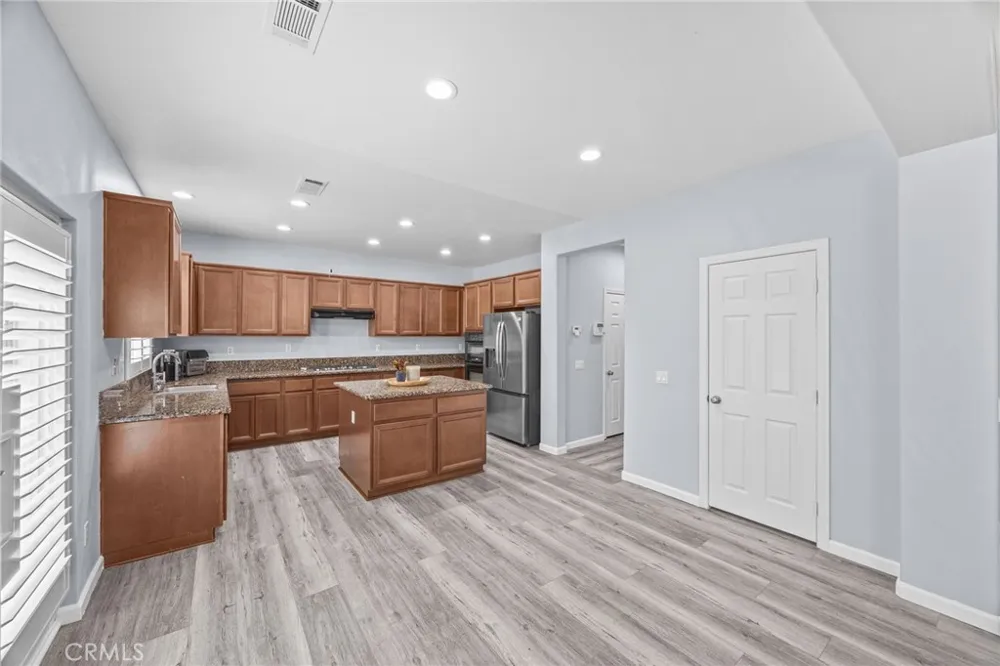 11056 Caraway Corona, CA 92883