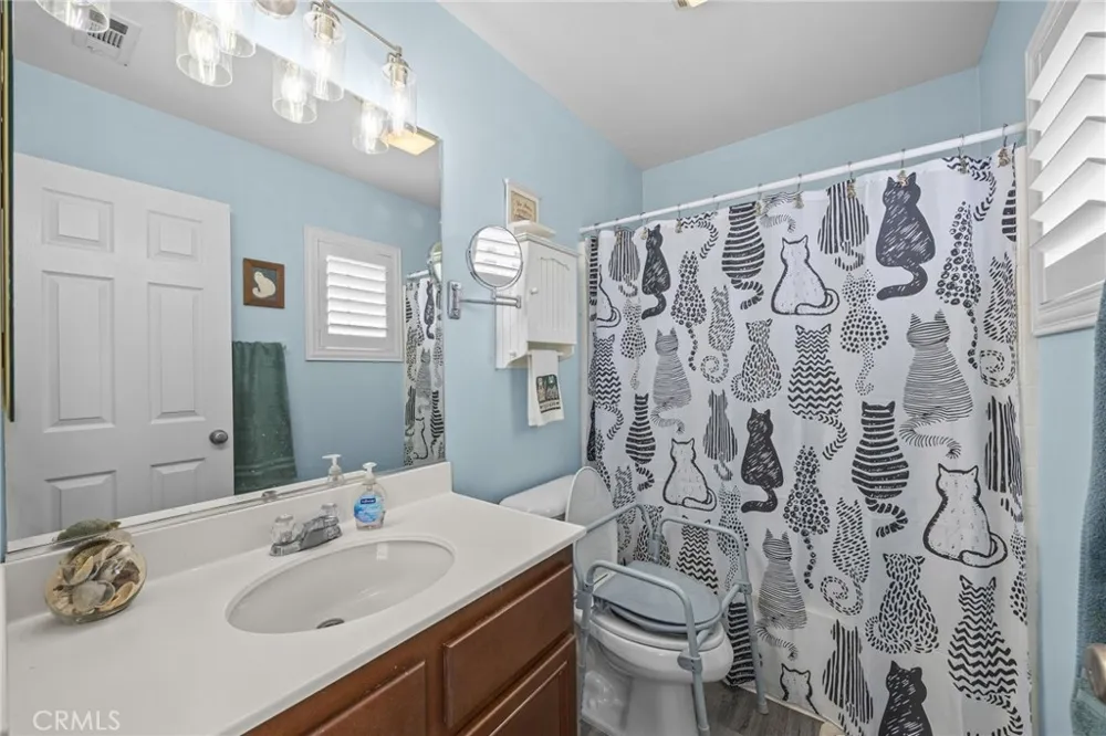 11056 Caraway Corona, CA 92883
