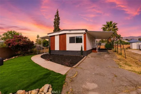142 Sir Damas Drive