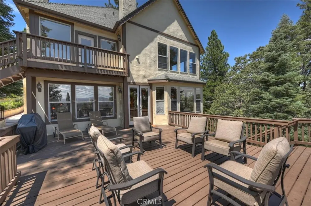 483 Emerald Lake Arrowhead, CA 92352