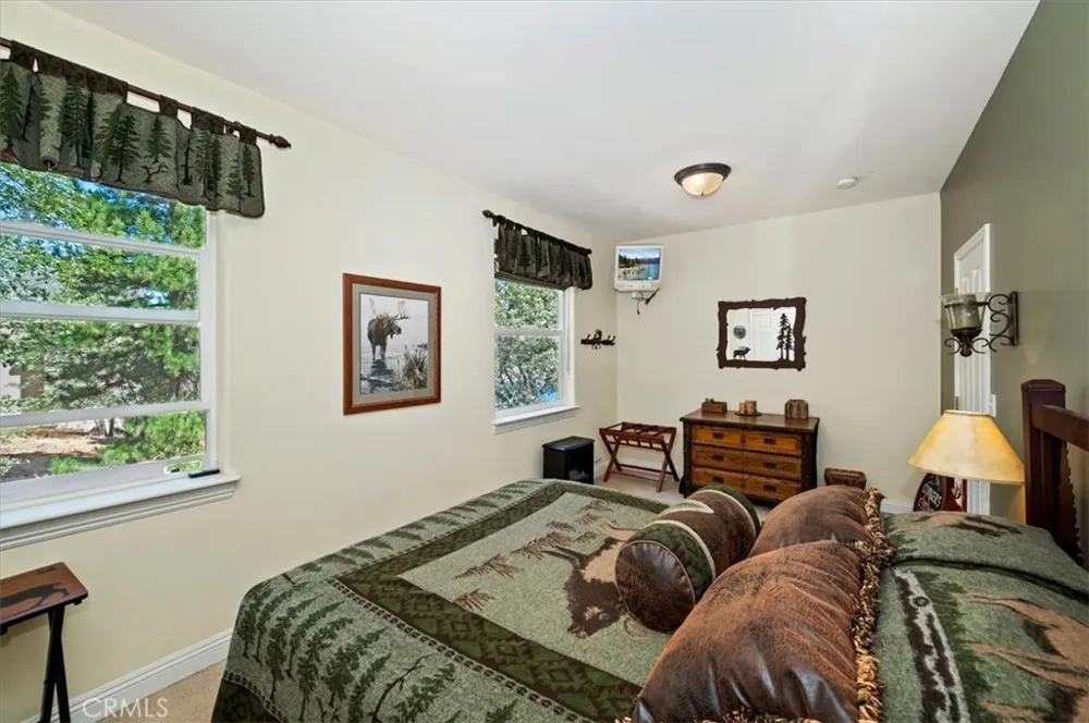 483 Emerald Lake Arrowhead, CA 92352