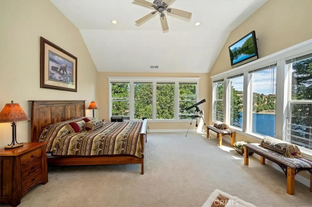 483 Emerald Lake Arrowhead, CA 92352