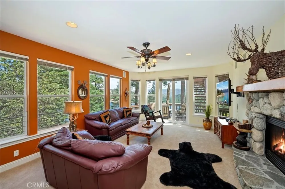 483 Emerald Lake Arrowhead, CA 92352