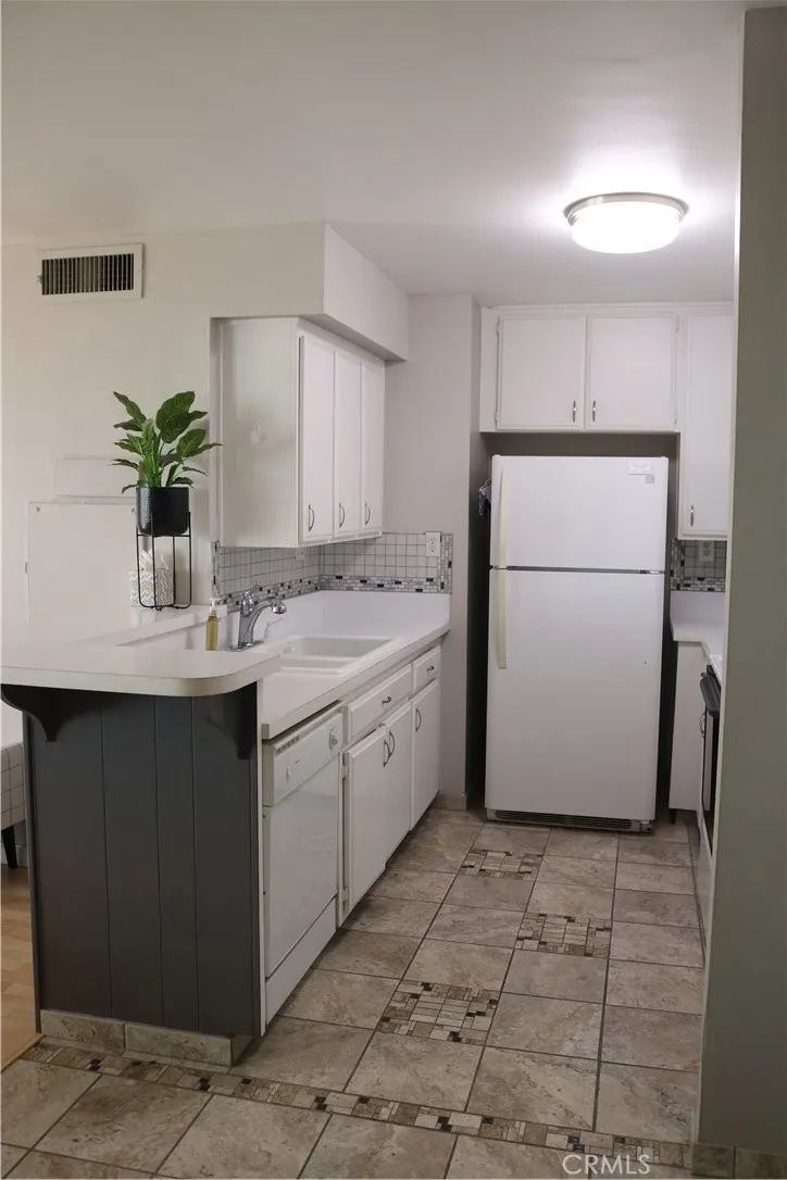 1750 E Ocean #503 Long Beach, CA 90802