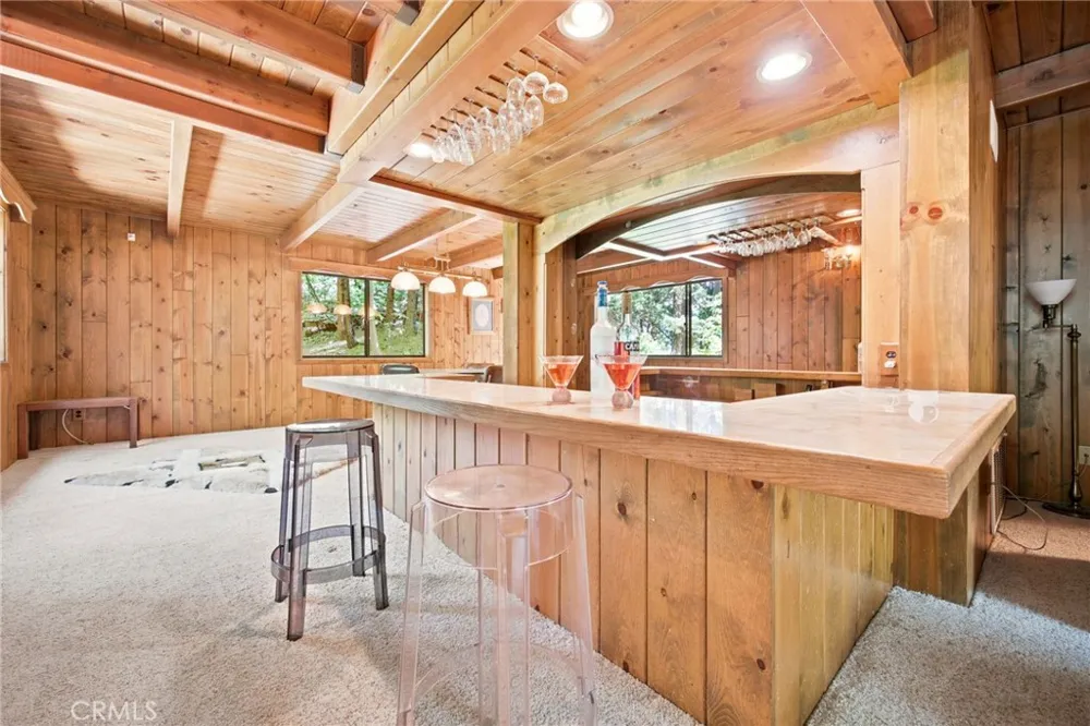 745 Kuffel Canyon Lake Arrowhead, CA 92352