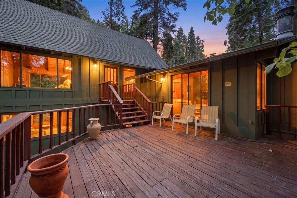 745 Kuffel Canyon Lake Arrowhead, CA 92352