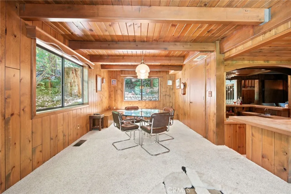 745 Kuffel Canyon Lake Arrowhead, CA 92352