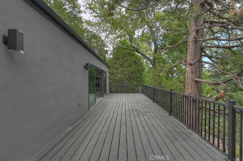 28986 Alder Terrace Lake Arrowhead, CA 92321