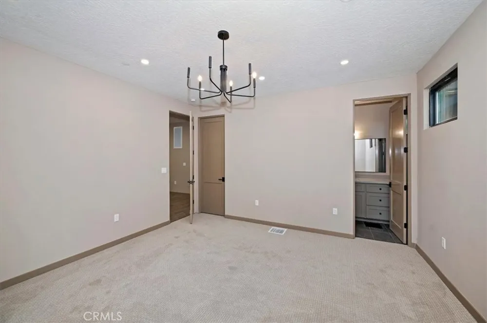 28986 Alder Terrace Lake Arrowhead, CA 92321