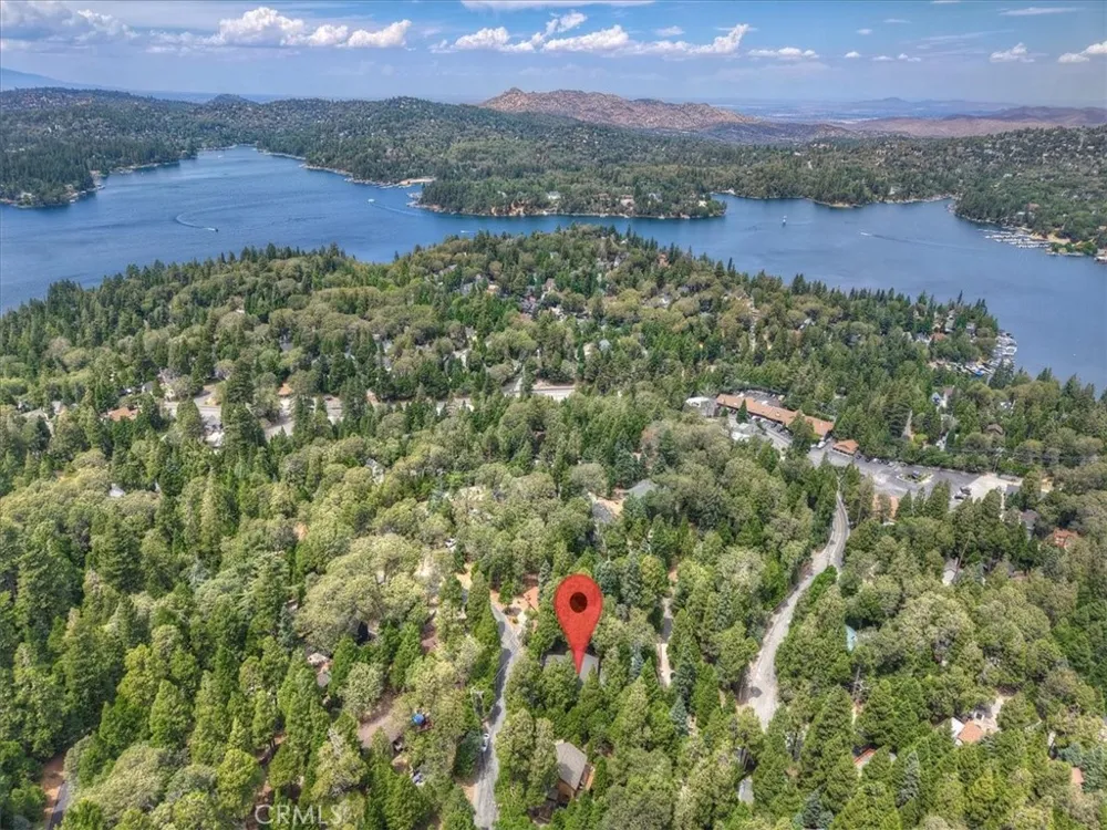 28986 Alder Terrace Lake Arrowhead, CA 92321