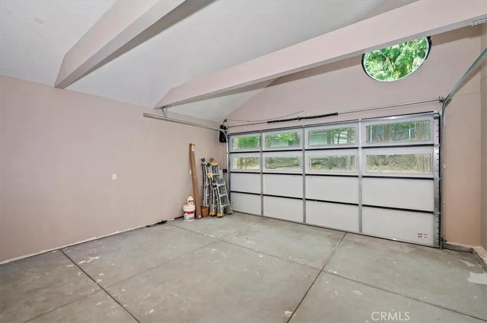 28986 Alder Terrace Lake Arrowhead, CA 92321