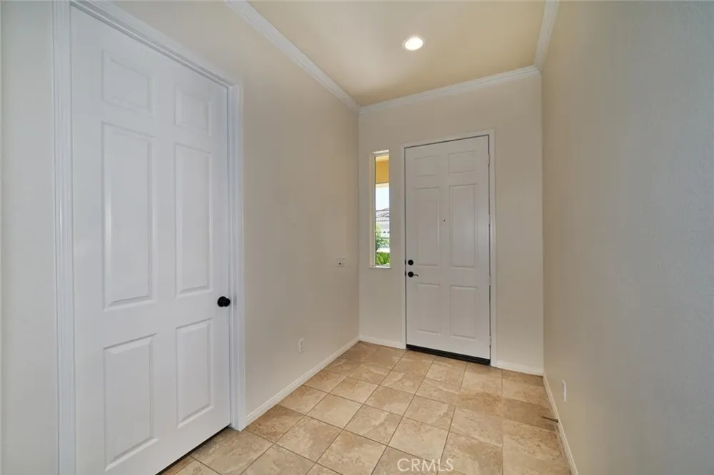 1034 Riviera Court Beaumont, CA 92223
