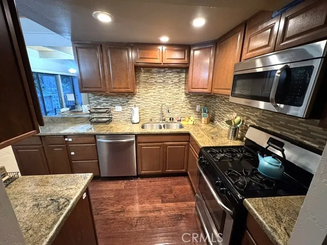 207 Cool Creek Lake Arrowhead, CA 92352