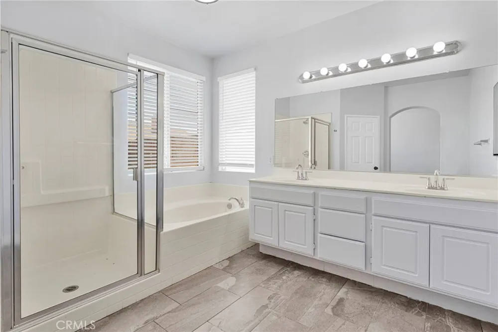 14573 Handsdale Street Adelanto, CA 92301