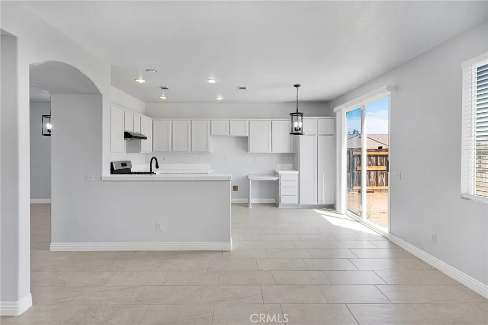 14573 Handsdale Street Adelanto, CA 92301
