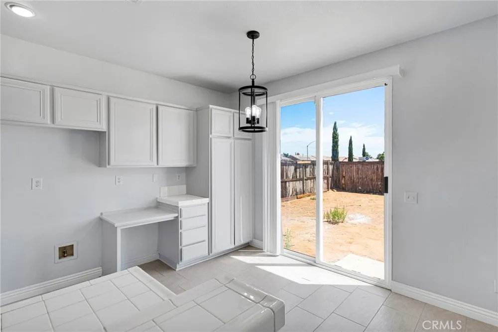 14573 Handsdale Street Adelanto, CA 92301