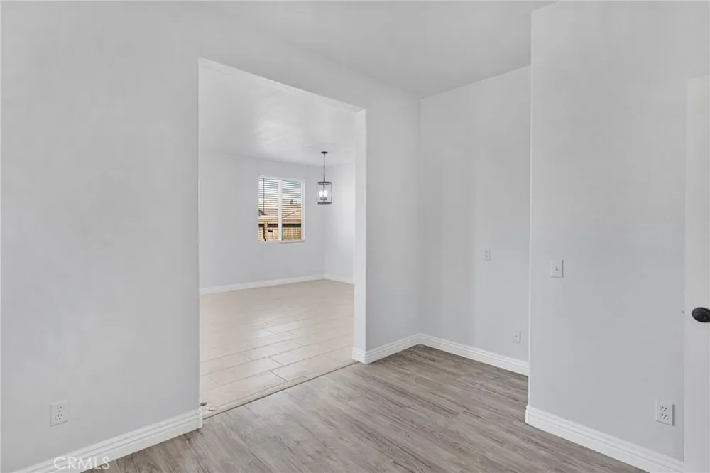 14573 Handsdale Street Adelanto, CA 92301