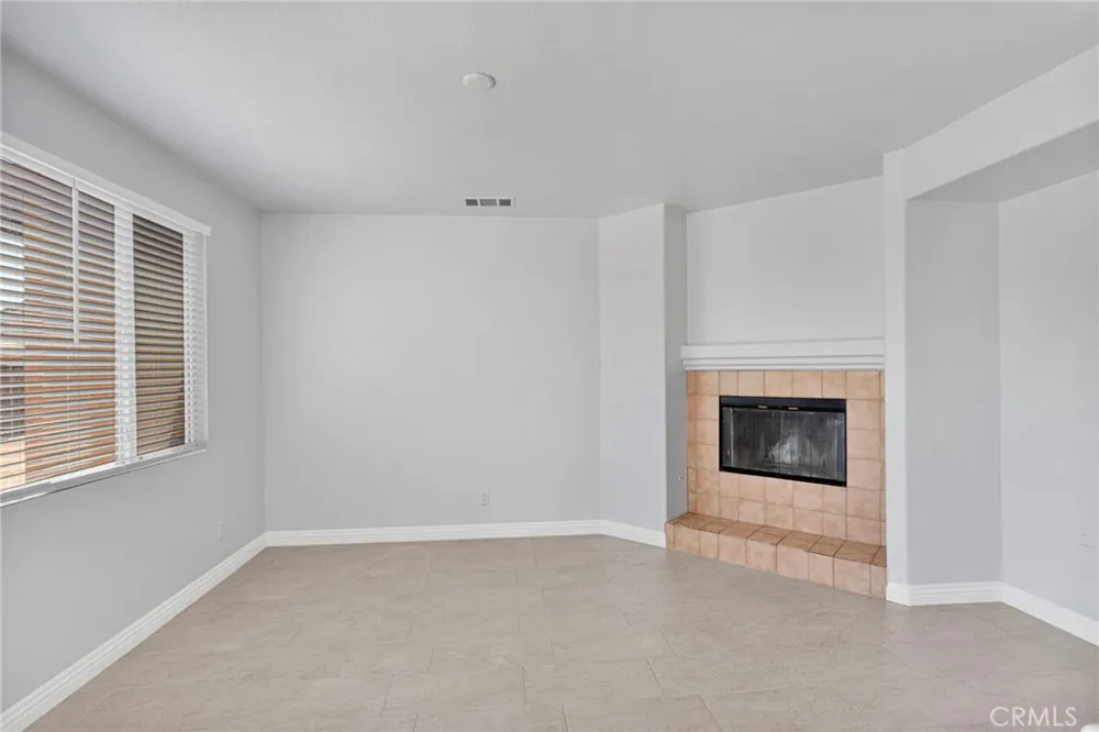 14573 Handsdale Street Adelanto, CA 92301