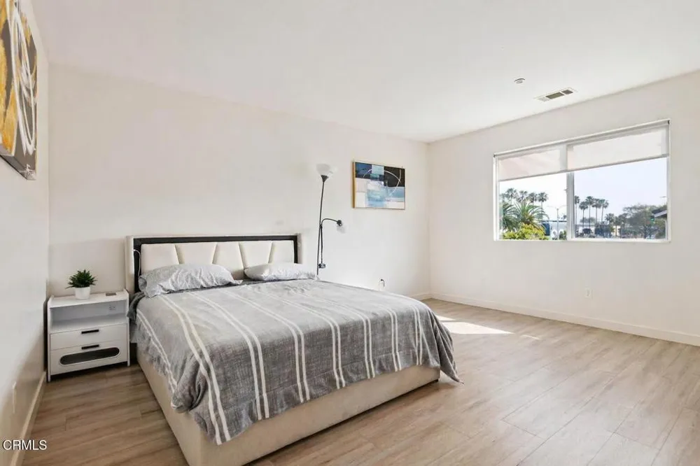 1842 Sonata Drive Oxnard, CA 93030