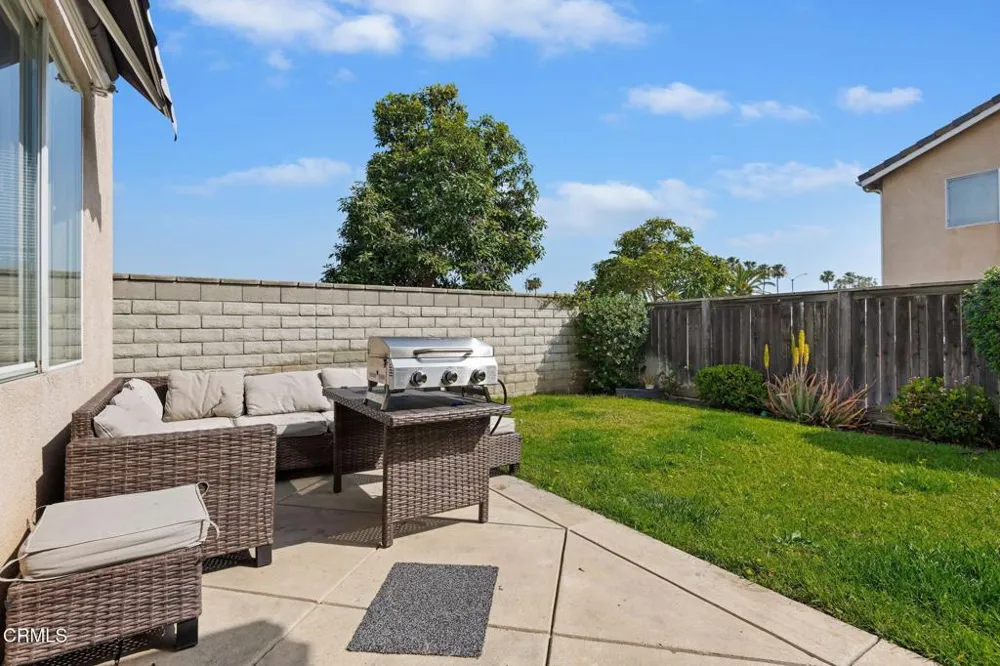 1842 Sonata Drive Oxnard, CA 93030