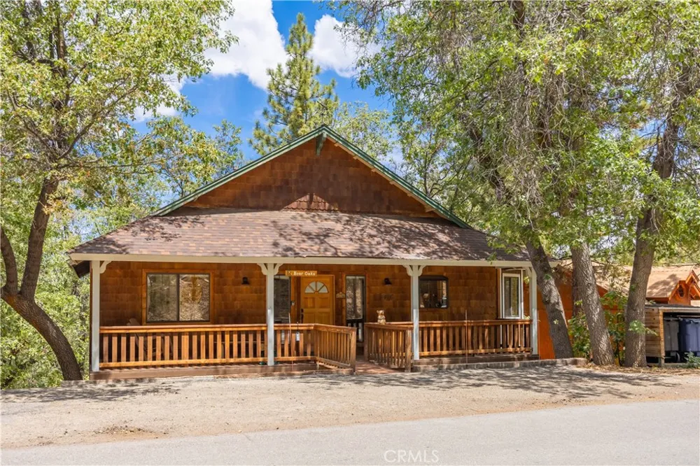 1416 Klamath Road Big Bear City, CA 92314