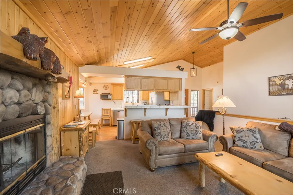 1416 Klamath Road Big Bear City, CA 92314
