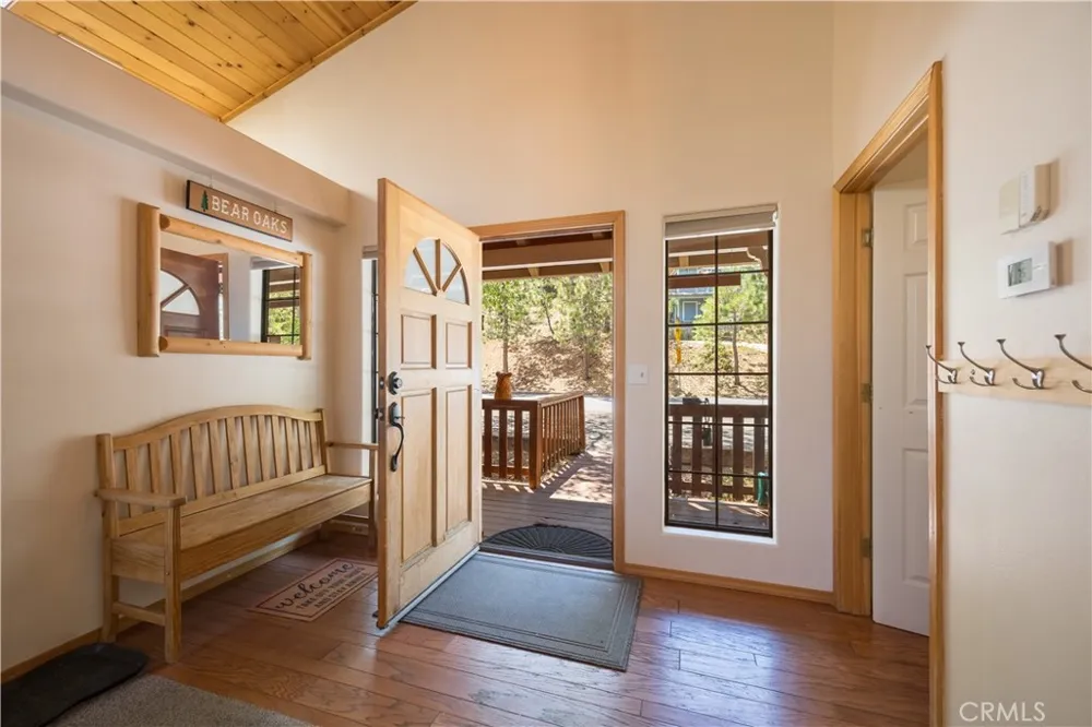 1416 Klamath Road Big Bear City, CA 92314