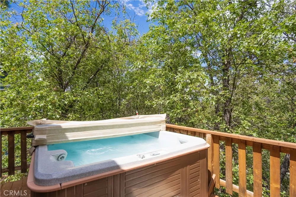 1416 Klamath Road Big Bear City, CA 92314