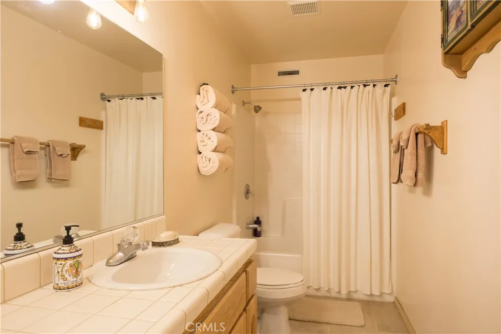 1416 Klamath Road Big Bear City, CA 92314