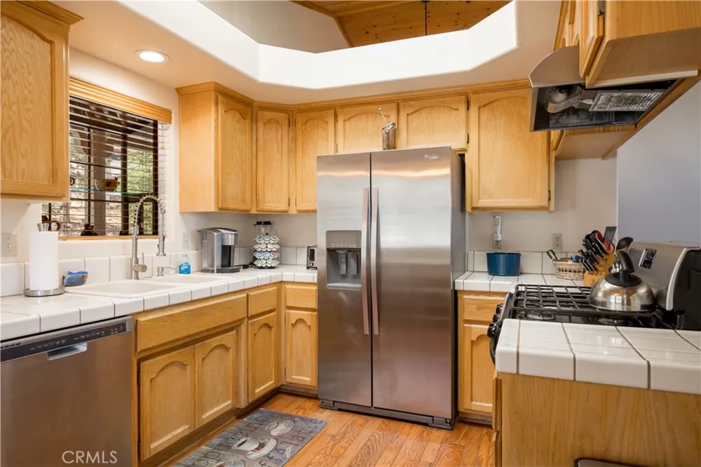 1416 Klamath Road Big Bear City, CA 92314