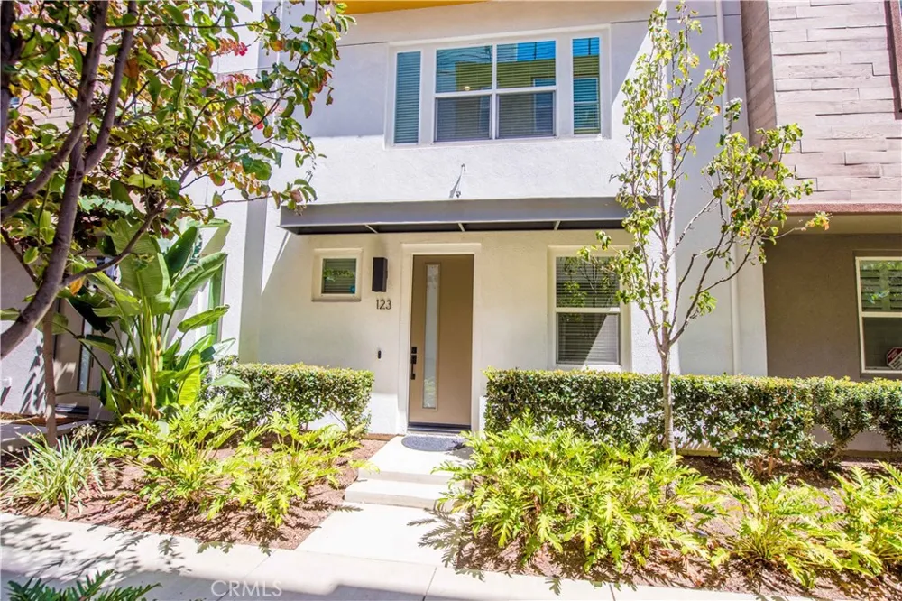 983 E Mason Lane #123 Anaheim, CA 92805
