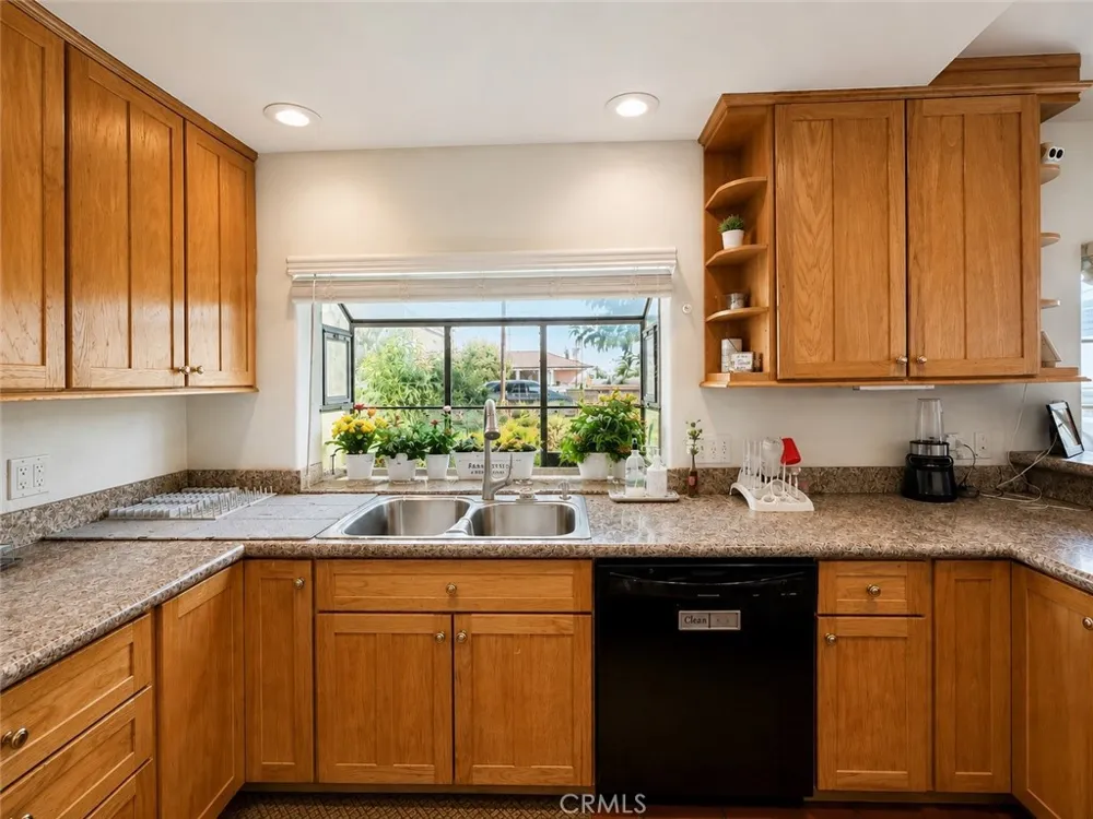 376 E 12th Beaumont, CA 92223