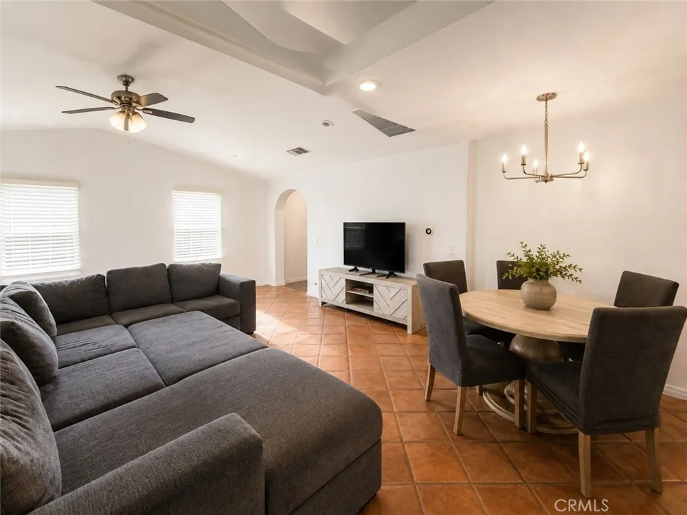 376 E 12th Beaumont, CA 92223