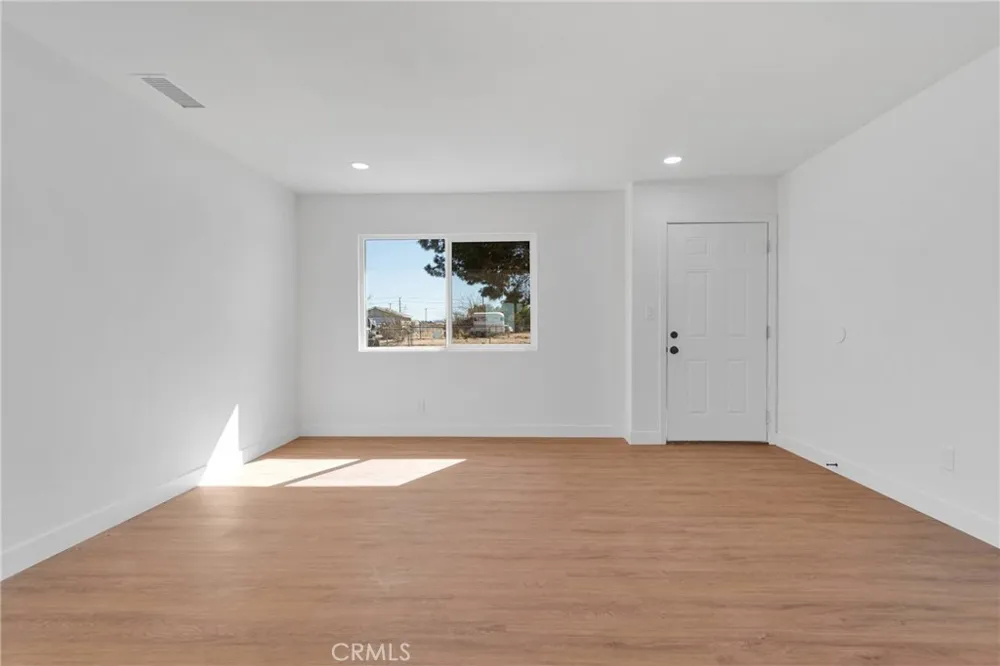 13634 Aster Road Victorville, CA 92392