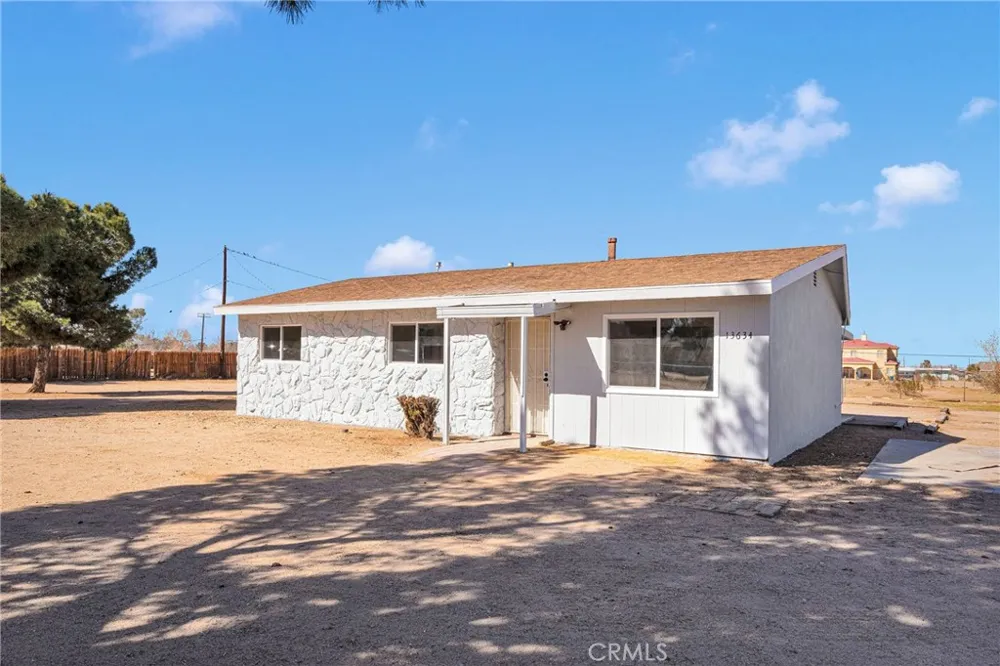 13634 Aster Road Victorville, CA 92392