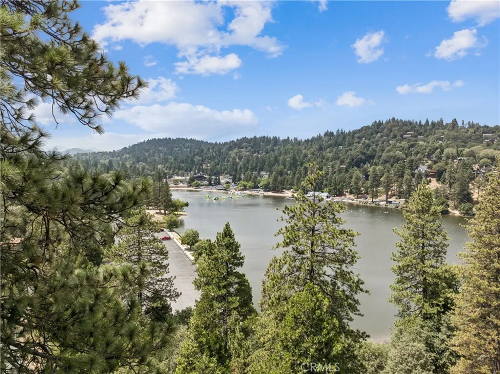 San Moritz (0 Horst) Crestline, CA 92325