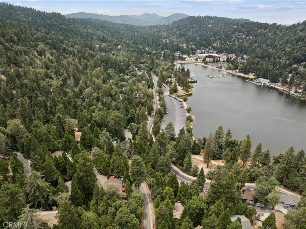 San Moritz (0 Horst) Crestline, CA 92325