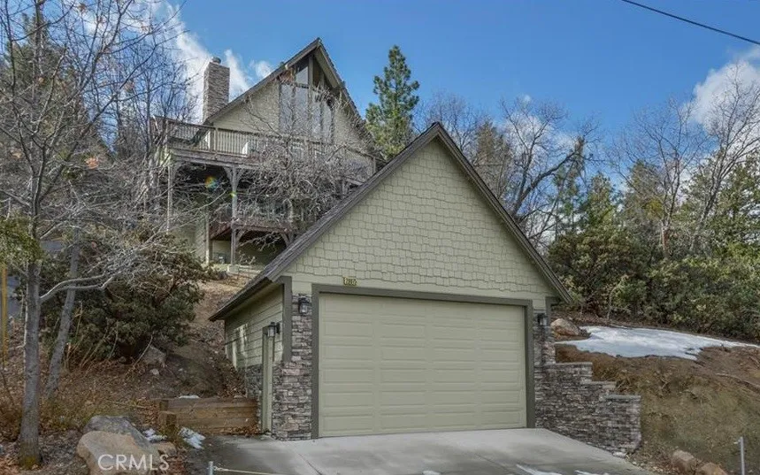 28975 Lassen Lake Arrowhead, CA 92352