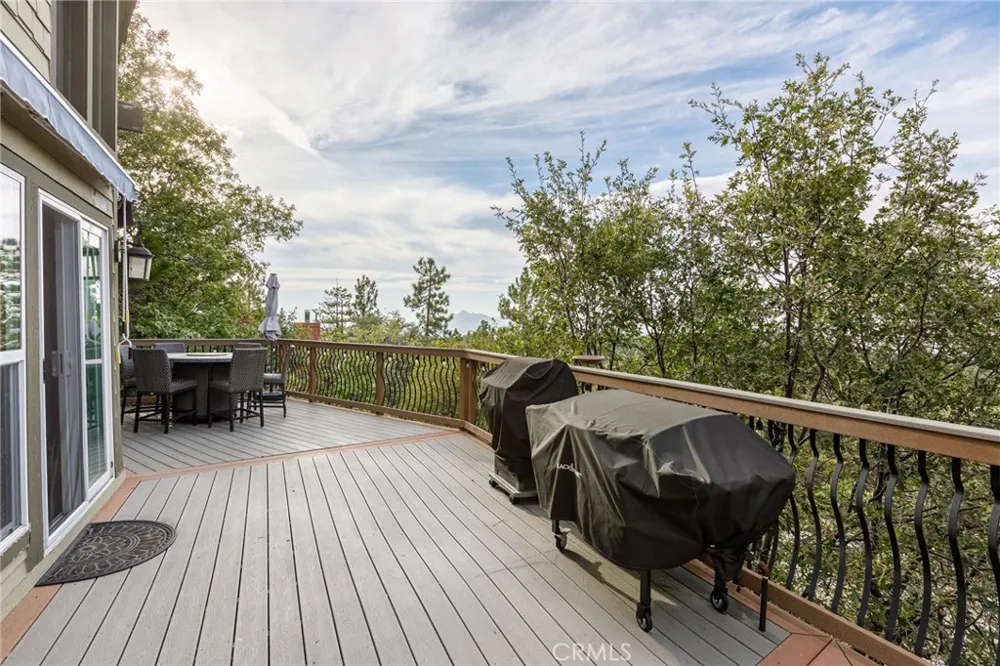 28975 Lassen Lake Arrowhead, CA 92352