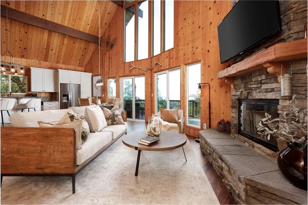 28975 Lassen Lake Arrowhead, CA 92352