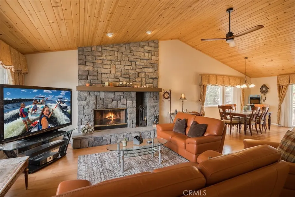 1171 Alameda Big Bear City, CA 92314
