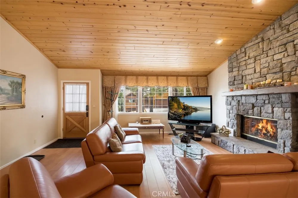 1171 Alameda Big Bear City, CA 92314