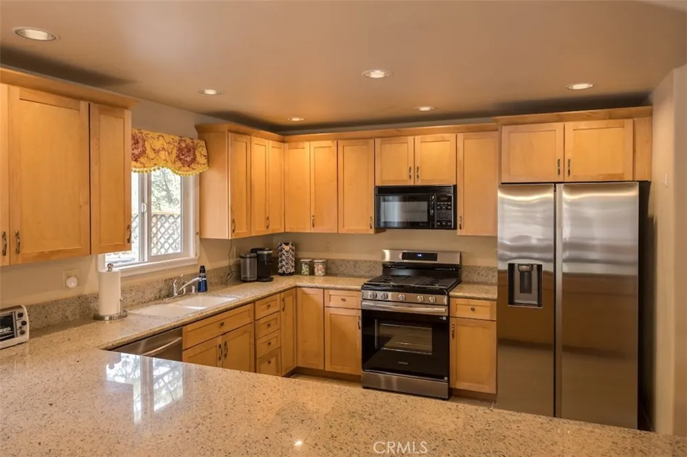 1171 Alameda Big Bear City, CA 92314