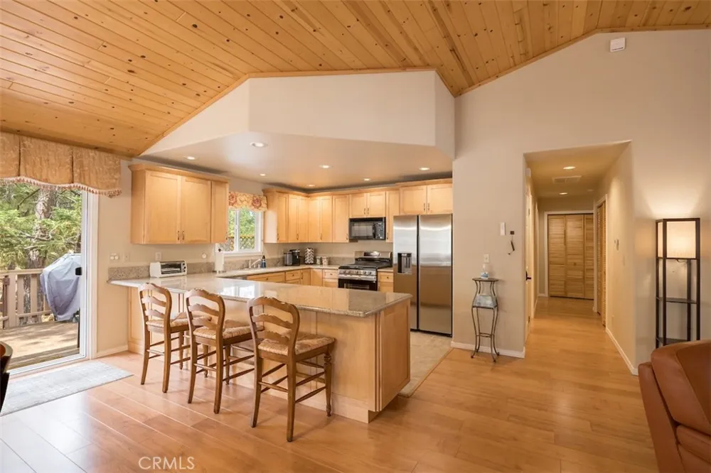 1171 Alameda Big Bear City, CA 92314