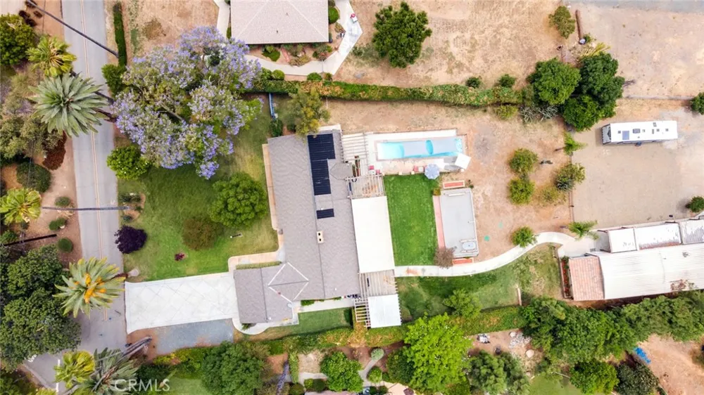 2886 Mcallister Riverside, CA 92503