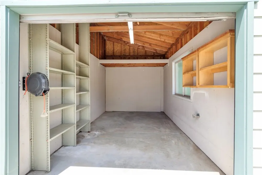 2886 Mcallister Riverside, CA 92503