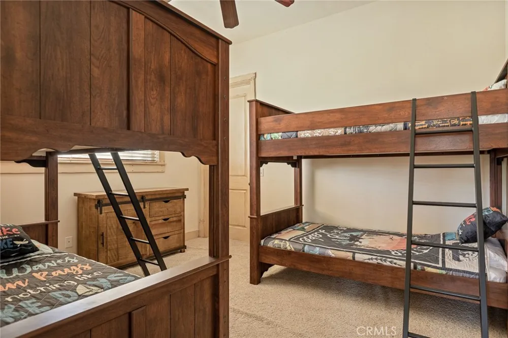 27920 Matterhorn Lake Arrowhead, CA 92352